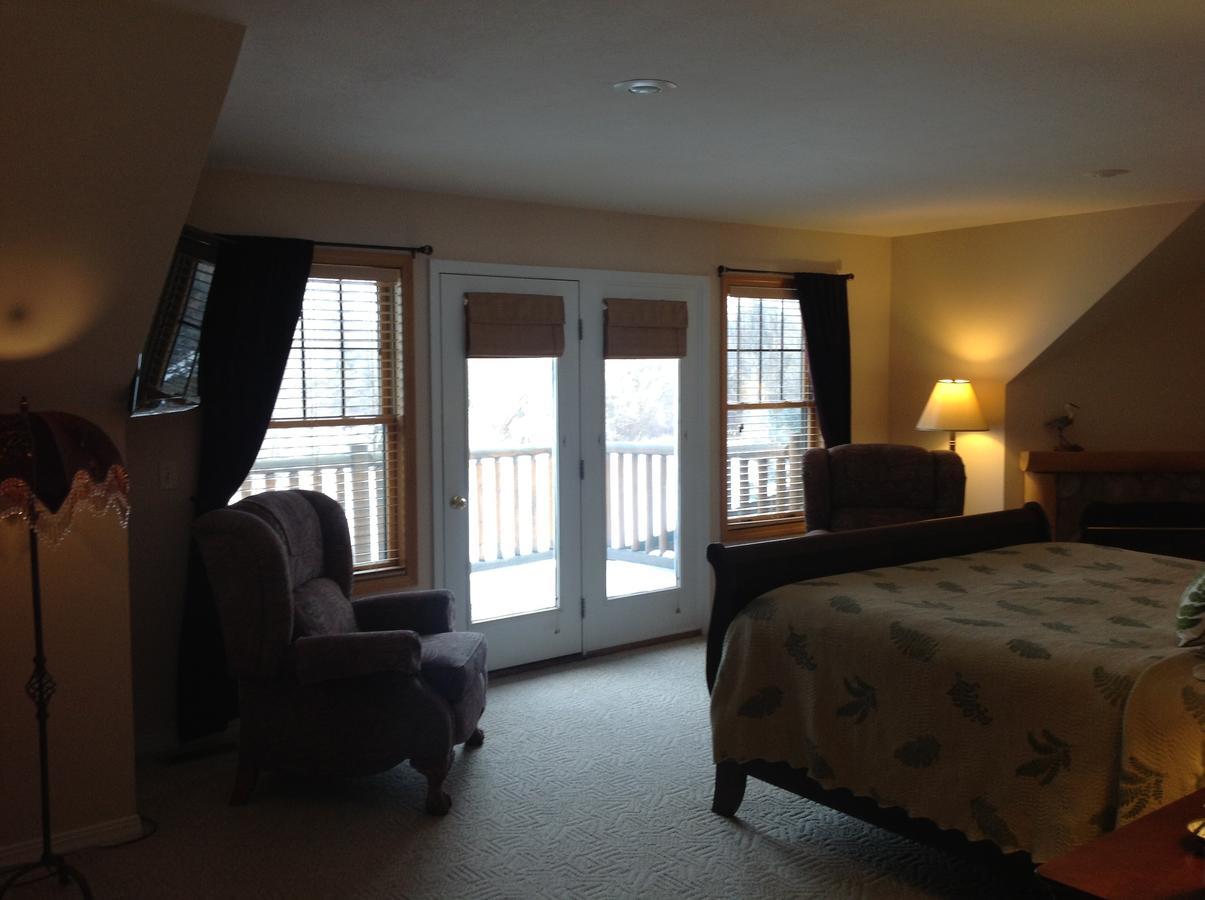 Blue Heron Inn Bed And Breakfast Rexburg Room photo