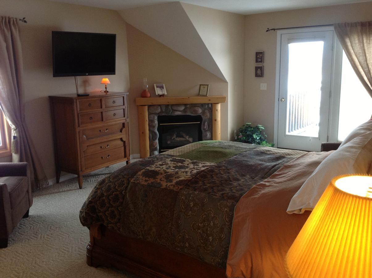 Blue Heron Inn Bed And Breakfast Rexburg Room photo
