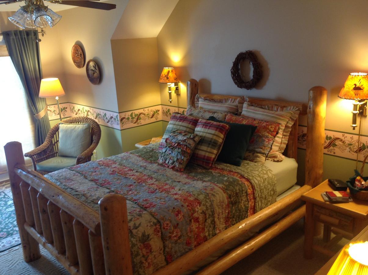 Blue Heron Inn Bed And Breakfast Rexburg Room photo